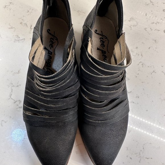 Free People Lost Valley Black Ankle Boots Women - Picture 2 of 7